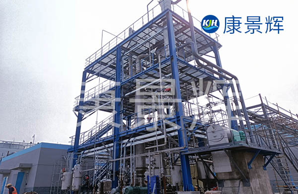 四效蒸發(fā)器不一定就是要處理工業(yè)廢水的，在食品類的廢水中起到產(chǎn)品生產(chǎn)制造的作用